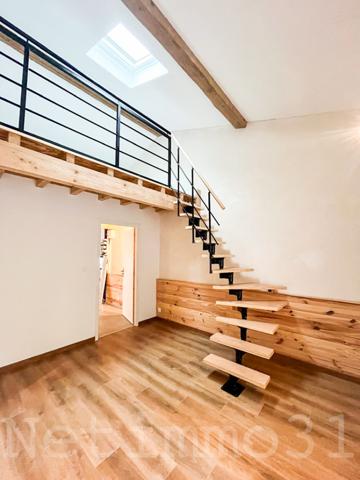 Appartement T3 complètement rénové avec balcon