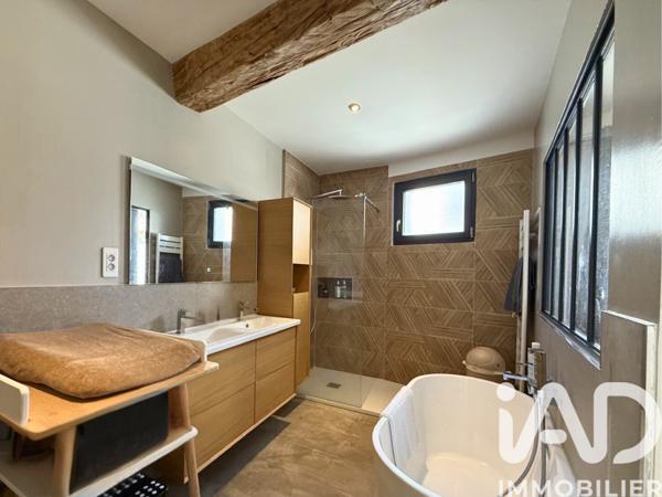 Maison à vendre 5 pièces 220 m² Saint-Jean-Pla-de-Corts