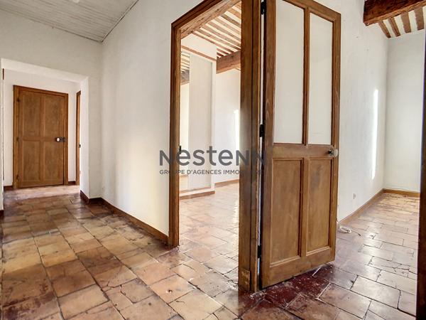 Appartement Centre ville d'Orange 5 pièce(s) 97 m2 vendu loué