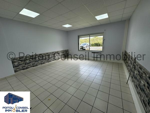 LOCATION RETAIL BUREAUX D’ENVIRON 575m2 AU CALME AVEC PARKING ZONE MENDES FRANCE CHAURAY