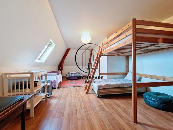 Guinarthe-Parenties (64390) Grande maison familiale avec vue imprenable sur les Pyrénées