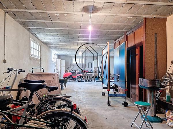 Guinarthe-Parenties (64390) Grande maison familiale avec vue imprenable sur les Pyrénées