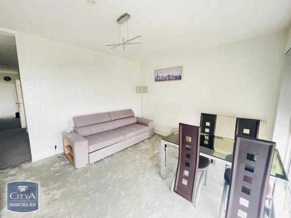 Appartement à louer 2 pièces 46.62m² Joué-lès-Tours (37300)