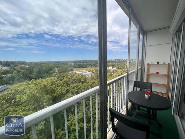 Appartement à louer 2 pièces 46.62m² Joué-lès-Tours (37300)