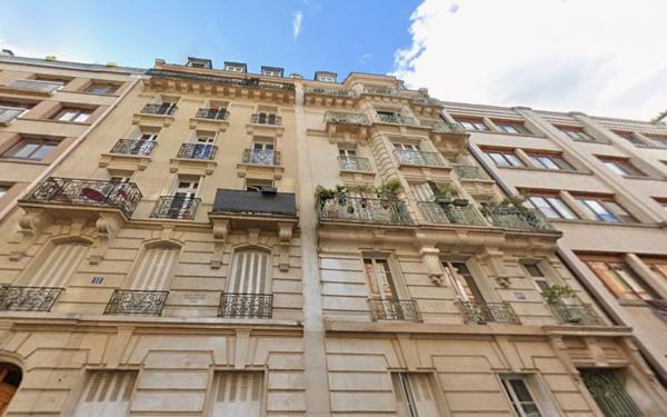 Appartement à vendre    2 pièces • 36,07 m2 Paris 18