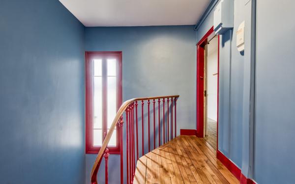 Appartement à vendre    2 pièces • 36,07 m2 Paris 18