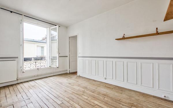 Appartement à vendre    2 pièces • 36,07 m2 Paris 18