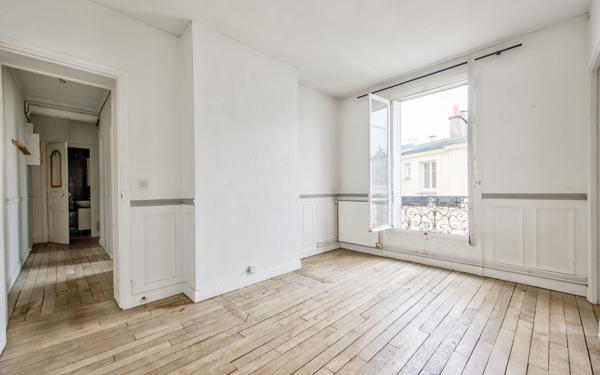 Appartement à vendre    2 pièces • 36,07 m2 Paris 18