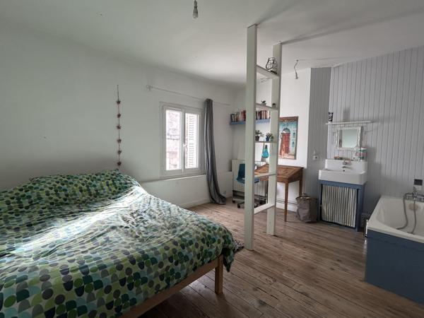 Maison - 5 pièces - 100 m²