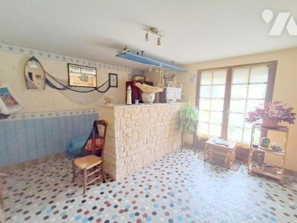 Au coeur de la Chataigneraie Confort et fonctionnalité, idéalement située à proximité des commerces.