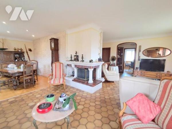 Au coeur de la Chataigneraie Confort et fonctionnalité, idéalement située à proximité des commerces.