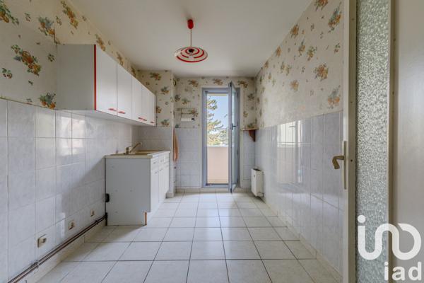 Appartement à vendre 4 pièces 77 m² Tassin-la-Demi-Lune