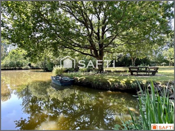 Vairé. Propriété 176m2, terrain 6520m2, 5ch, étang