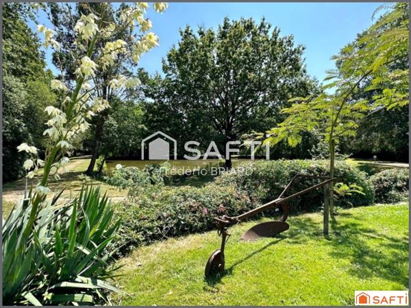 Vairé. Propriété 176m2, terrain 6520m2, 5ch, étang