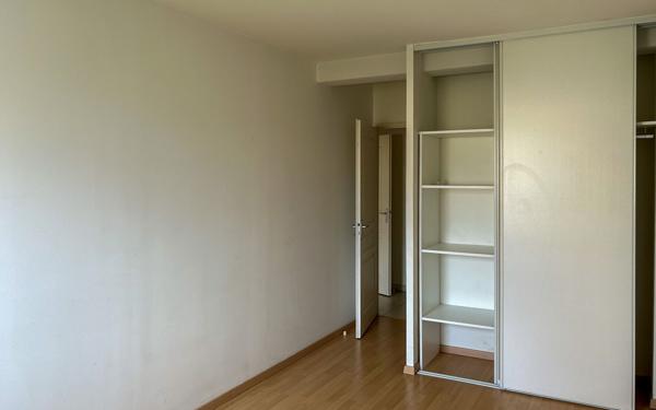 Appartement à vendre    3 pièces • 61 m2 Pau