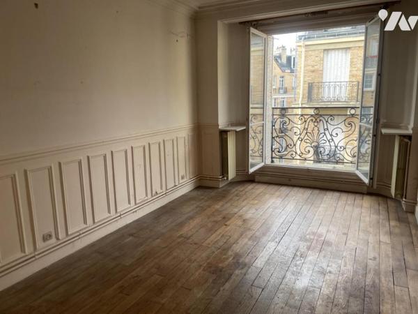 PARIS XVIIIe - Appartement 3 pièces - Secteur Square Carpeaux