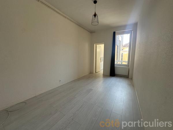 Location Appartement28,14 m² - 2 Pièces - SAINT AMAND MONTROND (18200)