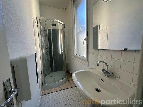 Location Appartement28,14 m² - 2 Pièces - SAINT AMAND MONTROND (18200)