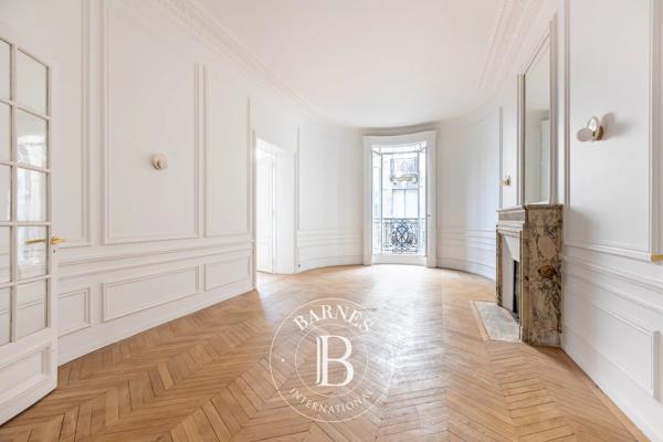 Paris 16ème, Appartement 3 Chambres -  250 m² à vendre