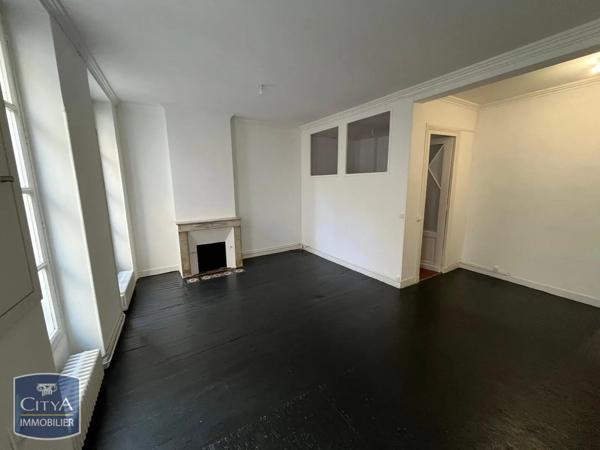 Appartement à louer 2 pièces 83.14m² Bordeaux (33000)