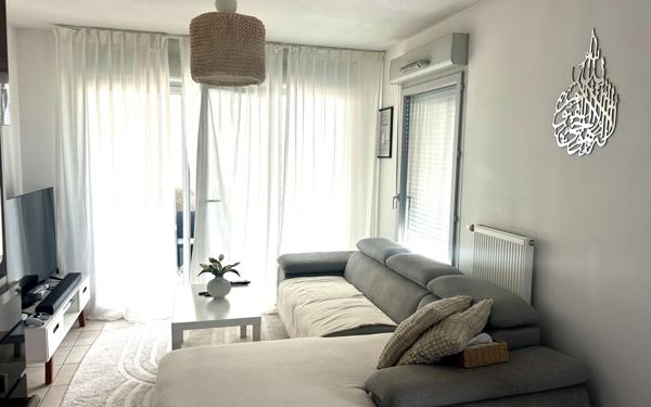 Appartement à vendre    2 pièces • 40,82 m2 Vaulx-en-Velin