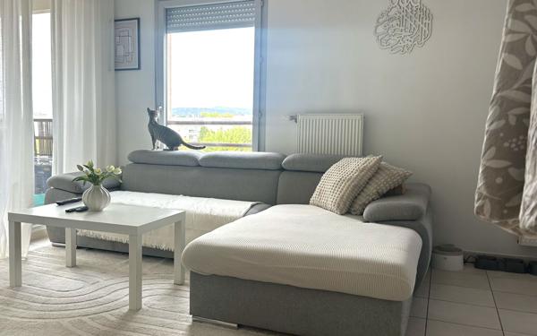 Appartement à vendre    2 pièces • 40,82 m2 Vaulx-en-Velin