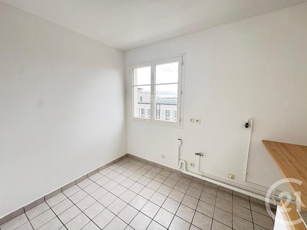 Appartement F4 à vendre  4 pièces - 84 m2 SERRIS - 77