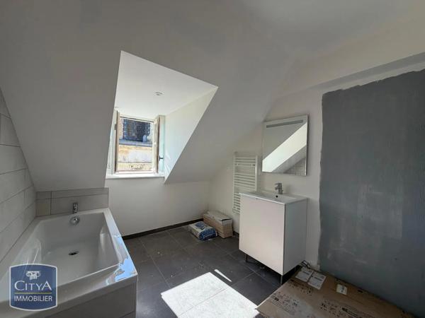 Appartement à louer 4 pièces 90m² Vichy (03200)
