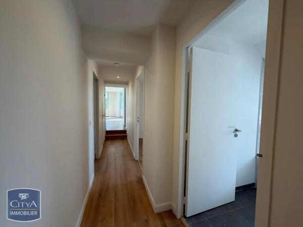 Appartement à louer 4 pièces 90m² Vichy (03200)