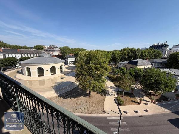 Appartement à louer 4 pièces 90m² Vichy (03200)