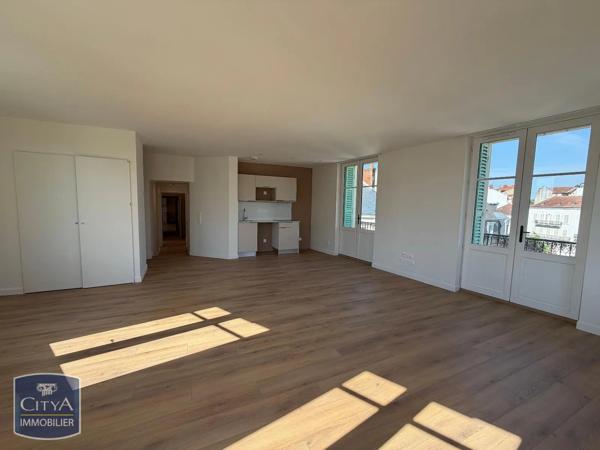 Appartement à louer 4 pièces 90m² Vichy (03200)