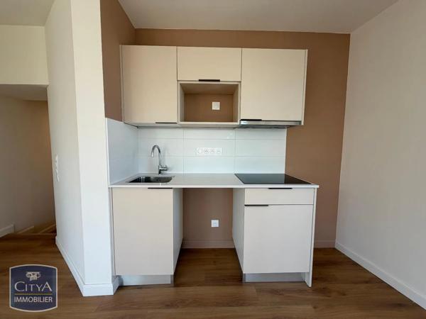 Appartement à louer 4 pièces 90m² Vichy (03200)