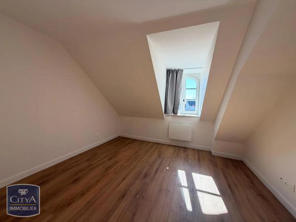 Appartement à louer 4 pièces 90m² Vichy (03200)