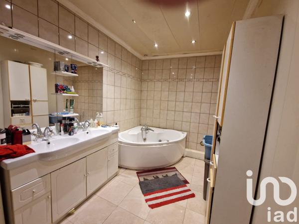 Maison rustique 6 pièces de 137 m² à Chailley (89770)