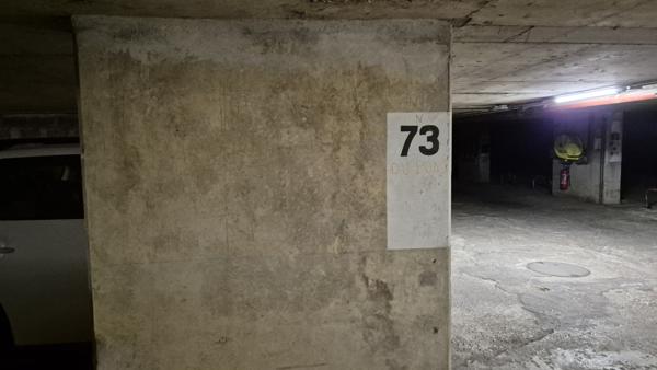 Besançon (25000) Place parking Souterrain