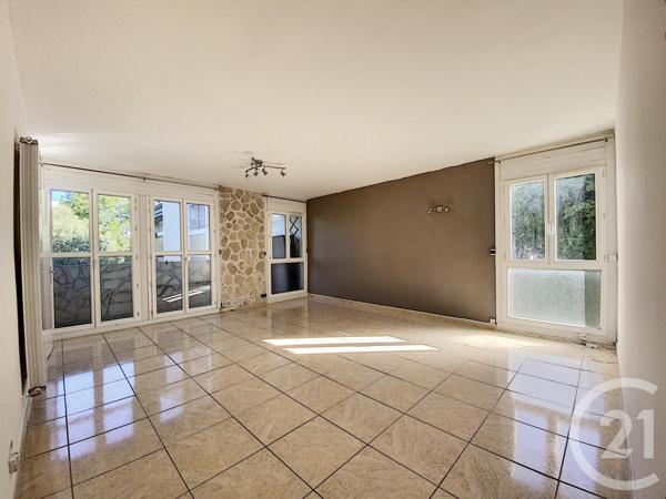 Appartement F3 à vendre  3 pièces - 70 m2 MARSEILLE - 13008