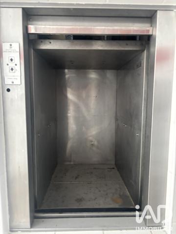 Murs commerciaux  à vendre 139 m² Saint-Nazaire