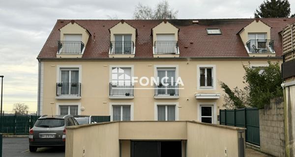 Location Studio 27.7 m² - Maffliers 95560