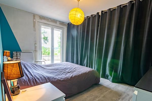 Maison 6 pièces 130 m² - 4 Chambres - Villegouge