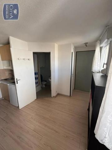 Appartement à louer 1 pièce 19.26m² Poitiers (86000)