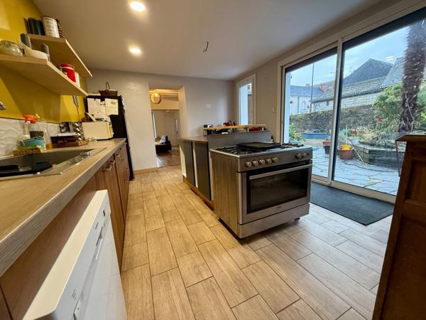 Maison à vendre 6 pièces CHATEAUNEUF SUR SARTHE (49)