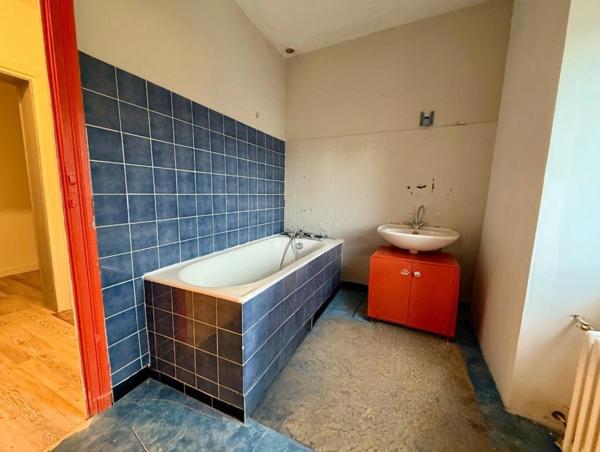 Maison à vendre 6 pièces CHATEAUNEUF SUR SARTHE (49)