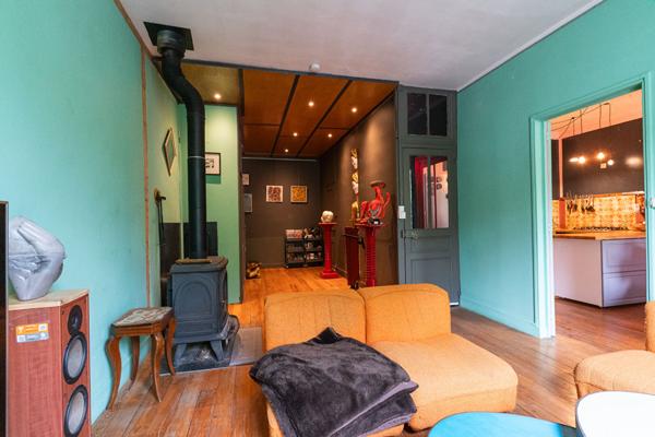 Maison de ville de caractère avec espace indépendant à Tours