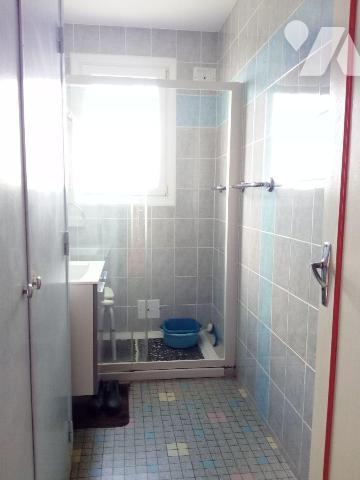 Entre PRE-EN-PAIL et VILLAINES-LA-JUHEL (53), en campagne, pavillon surélevé sur sous-sol compr...