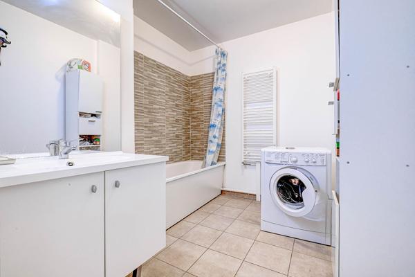Appartement Bobigny 3 pièce(s) 62 m2
