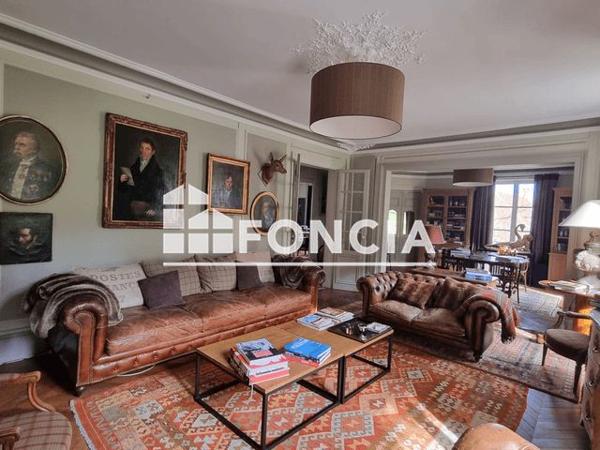 À vendre Maison 13 pièces 400 m² - Lèves 28300