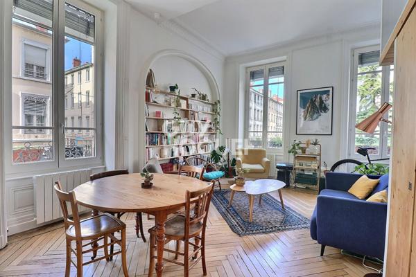 Bel appartement T3 cachet de l'ancien - Jean Macé