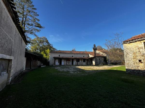 Maison à vendre |  Sauveterre-la-Lémance |  8 pièces | 184 m²