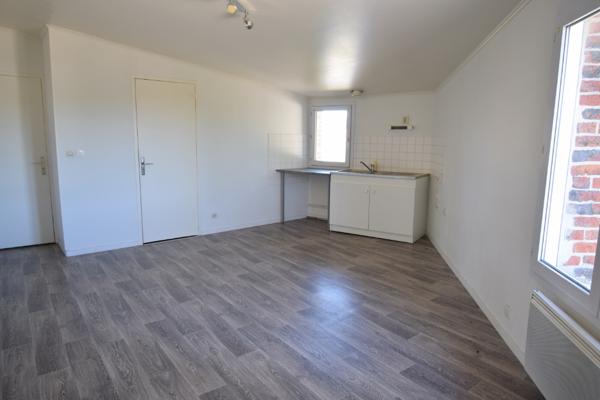 A la la location Appartement T2 - 27520- Réf CANT-RDC2