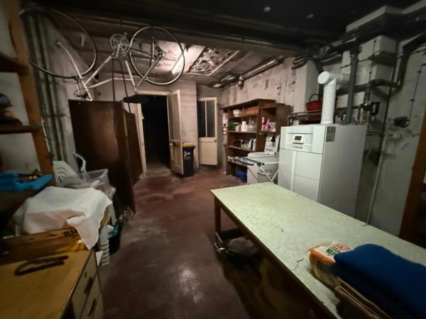 Immeuble mixte habitation & commerce – Emplacement stratégique